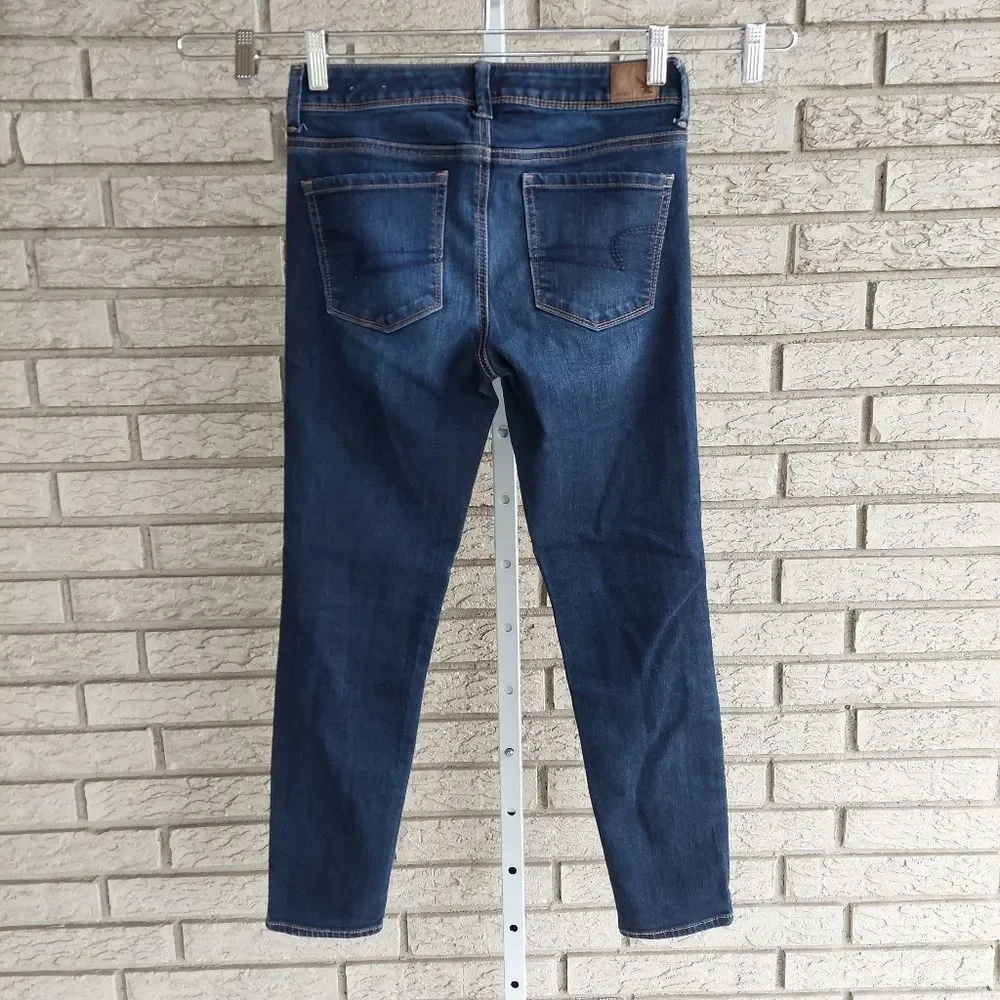 American Eagle Outfitters Dark/Medium Wash Super Skinny Denim Jeans 4 EUC - Picture 2 of 5